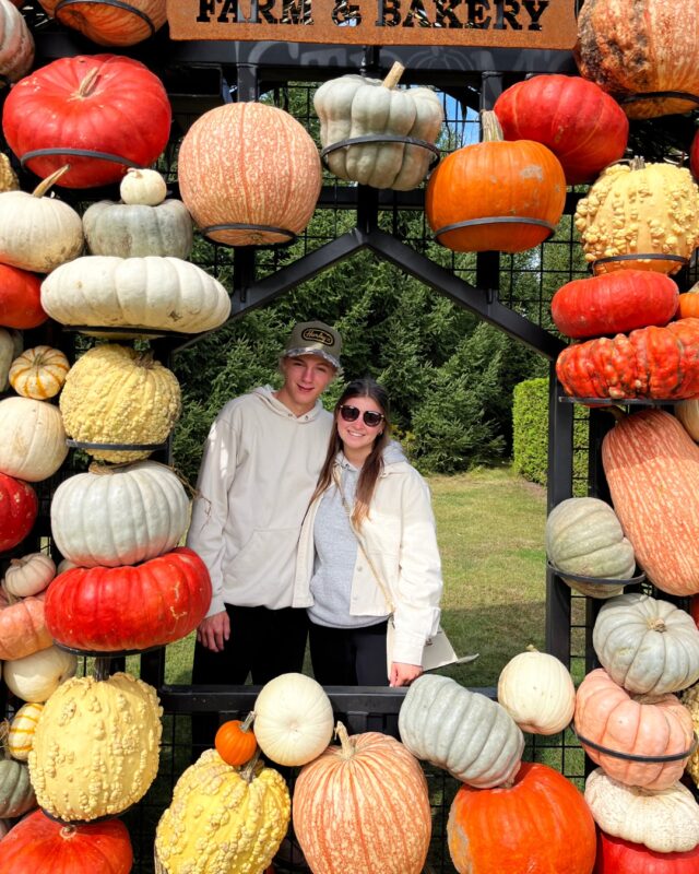 Fall Bucket List: Take a photo at @stromsfarm Pumpkin House! ✔️

Open Wed-Sun (and Thanksgiving Monday!) 

#StromsFarm #PumpkinHouse #PhotoOp #SupportLocal