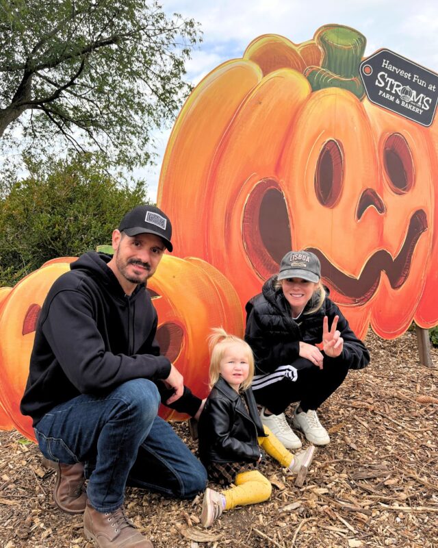 There's only a few more days left of Fall Fun! We are closed Monday & Tuesday, but will be back open on Wednesday for our final week! 

Here's our hours:
🥧 Market & Bakery (Wed-Sat)
9:30am - 6:00pm 

🍁 Harvest Fun Area (Wed-Fri)
9:30am - 4:30pm 

🍁 Harvest Fun Area (Saturday) 
9:30am - 5:30pm 

🌙 Night Mazes (Wed-Fri) 
6:00pm - 9:30 pm